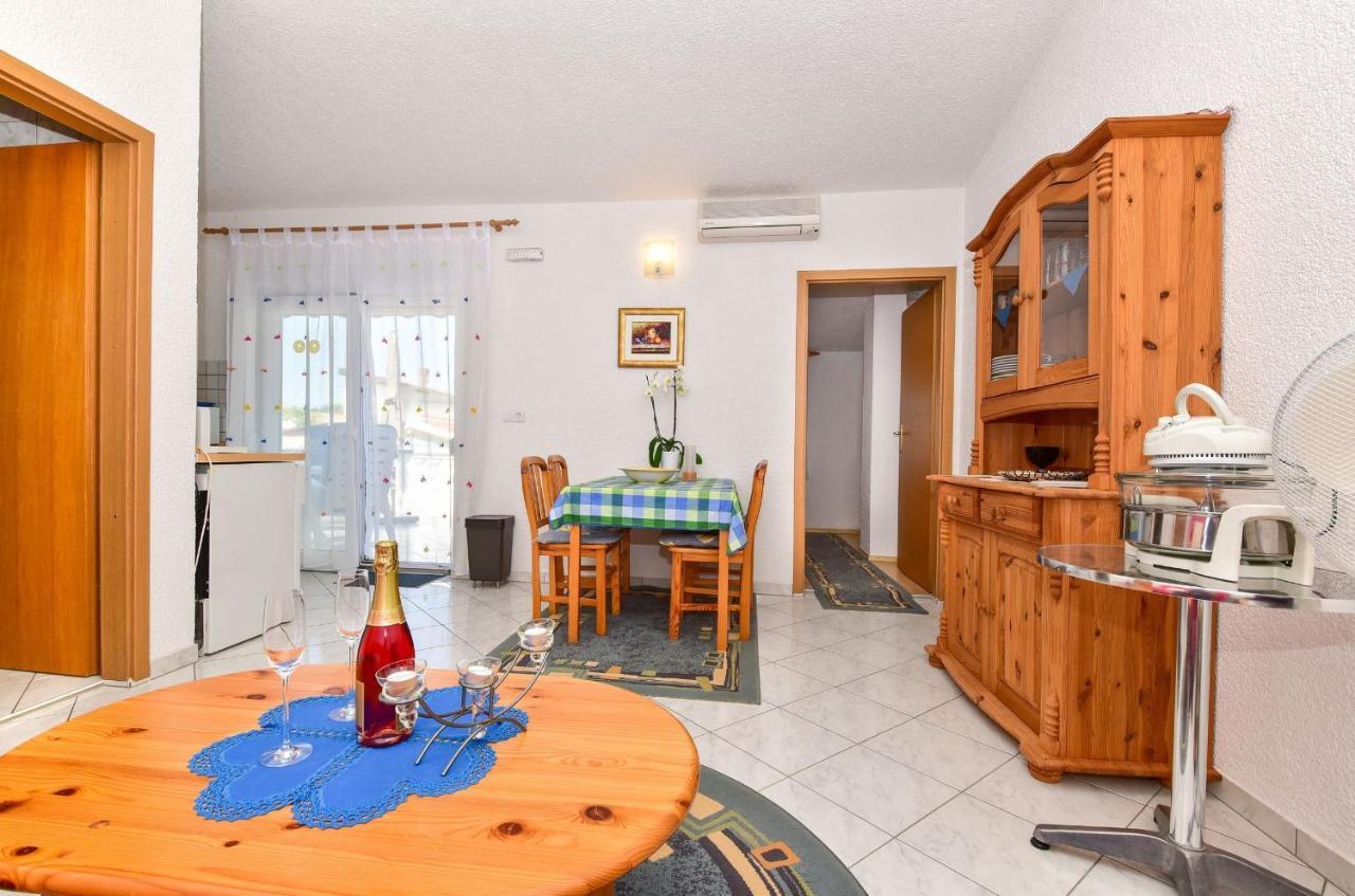 Apartments Rote Rosen Nin Εξωτερικό φωτογραφία
