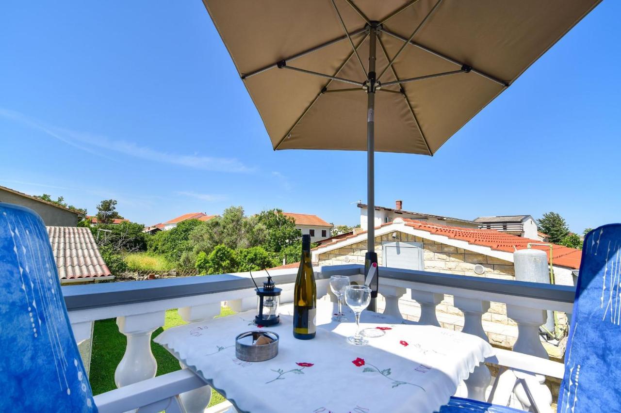 Apartments Rote Rosen Nin Εξωτερικό φωτογραφία